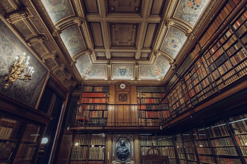 bibliotheque-PONTEVES-min_library-863148